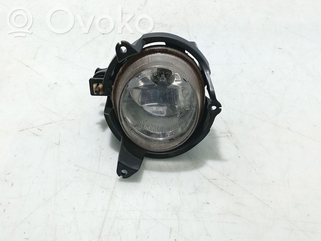 Etusuuntavilkku   8320221000