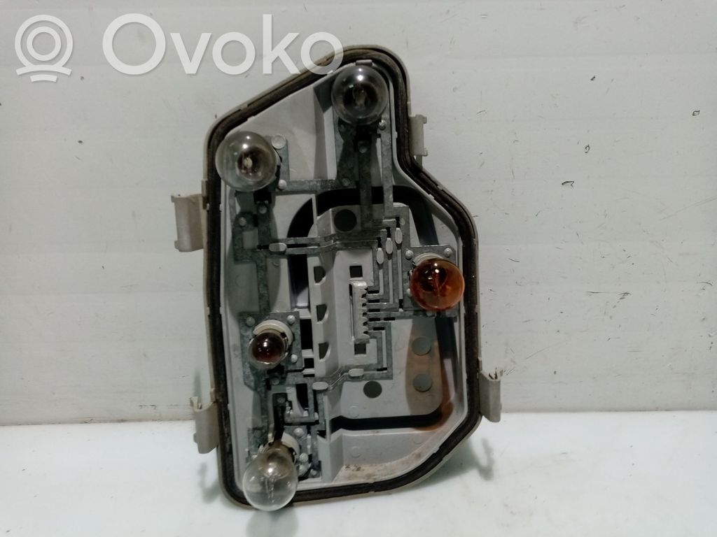 Volkswagen Polo Tail light bulb cover holder 