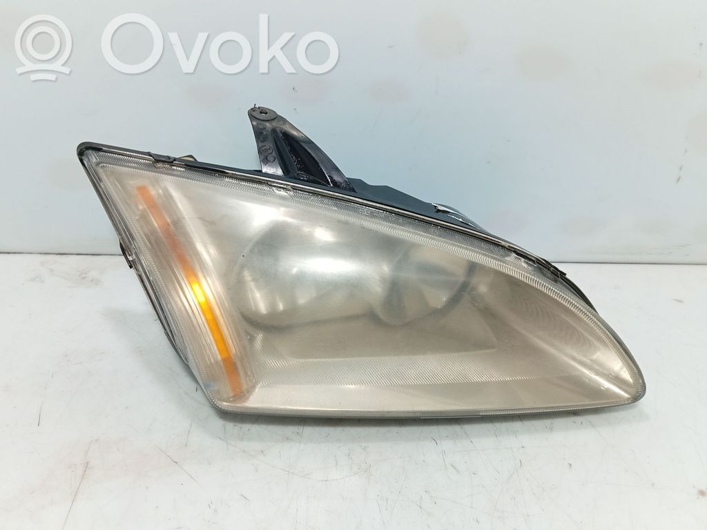 Ford Focus Headlight/headlamp 