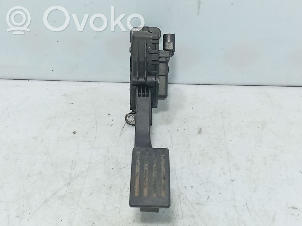 Ford Focus Accelerator throttle pedal 