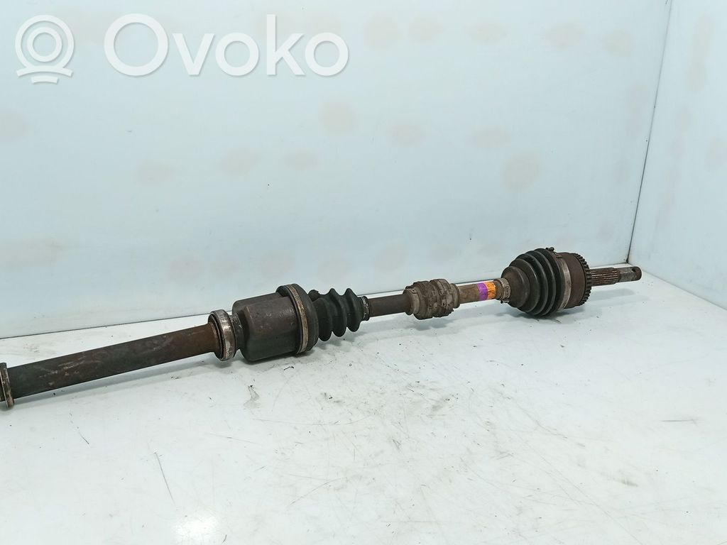 Nissan Almera N16 Semiasse anteriore 
