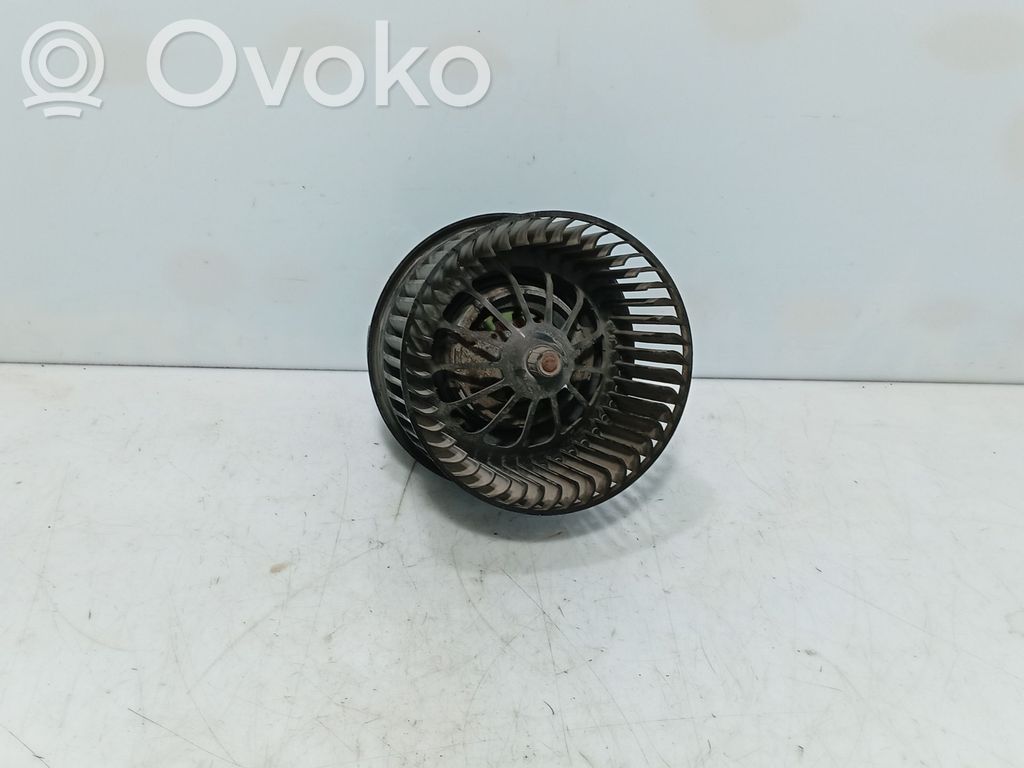 Ford Focus Mazā radiatora ventilators 