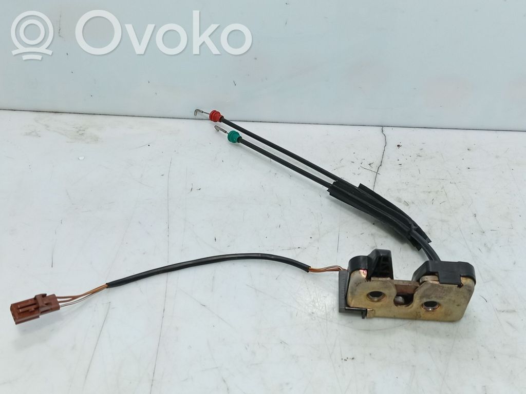 Ford Fusion Takaluukun lukon salvan moottori 