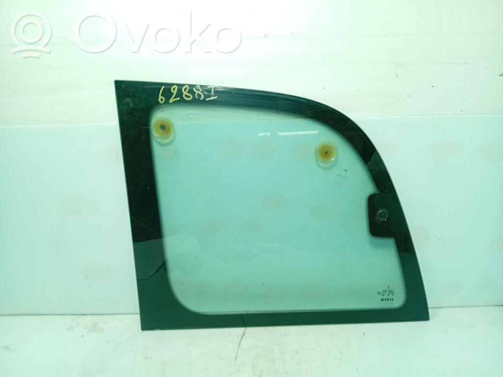 Mercedes-Benz Vaneo W414 Geam lateral spate 