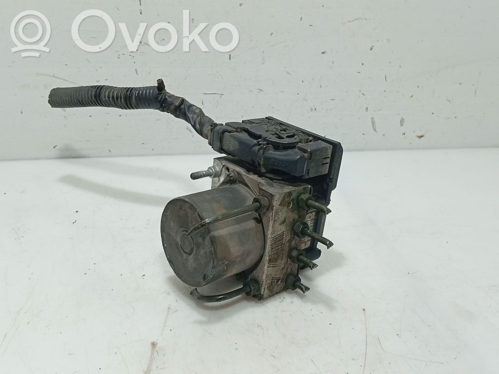 Nissan Primera Bomba de ABS 