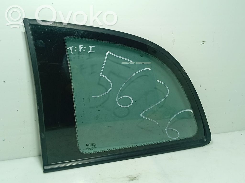 Opel Zafira A Vitre latérale arrière