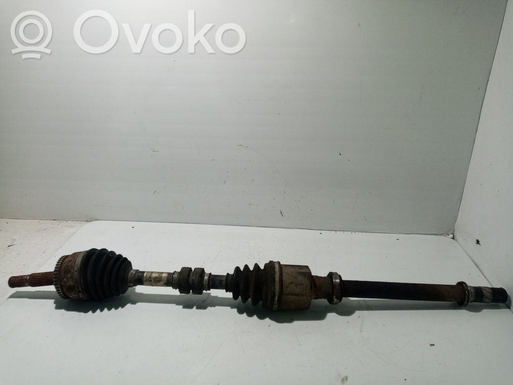Nissan Primera Priekinis pusašis 