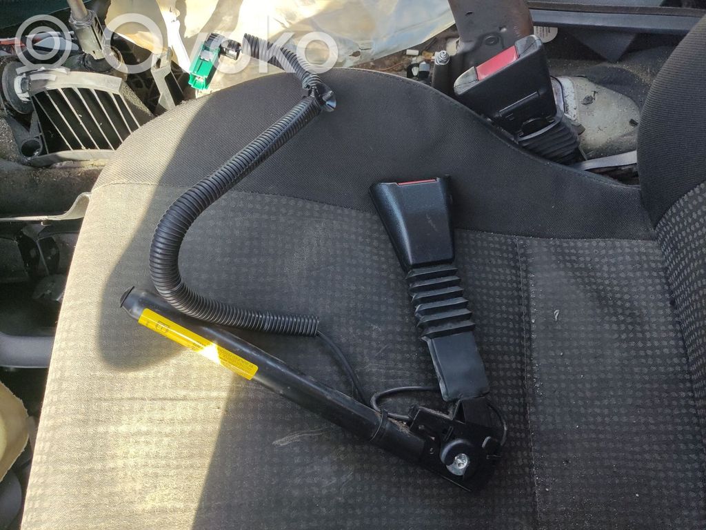 Opel Corsa C Cinturón delantero 