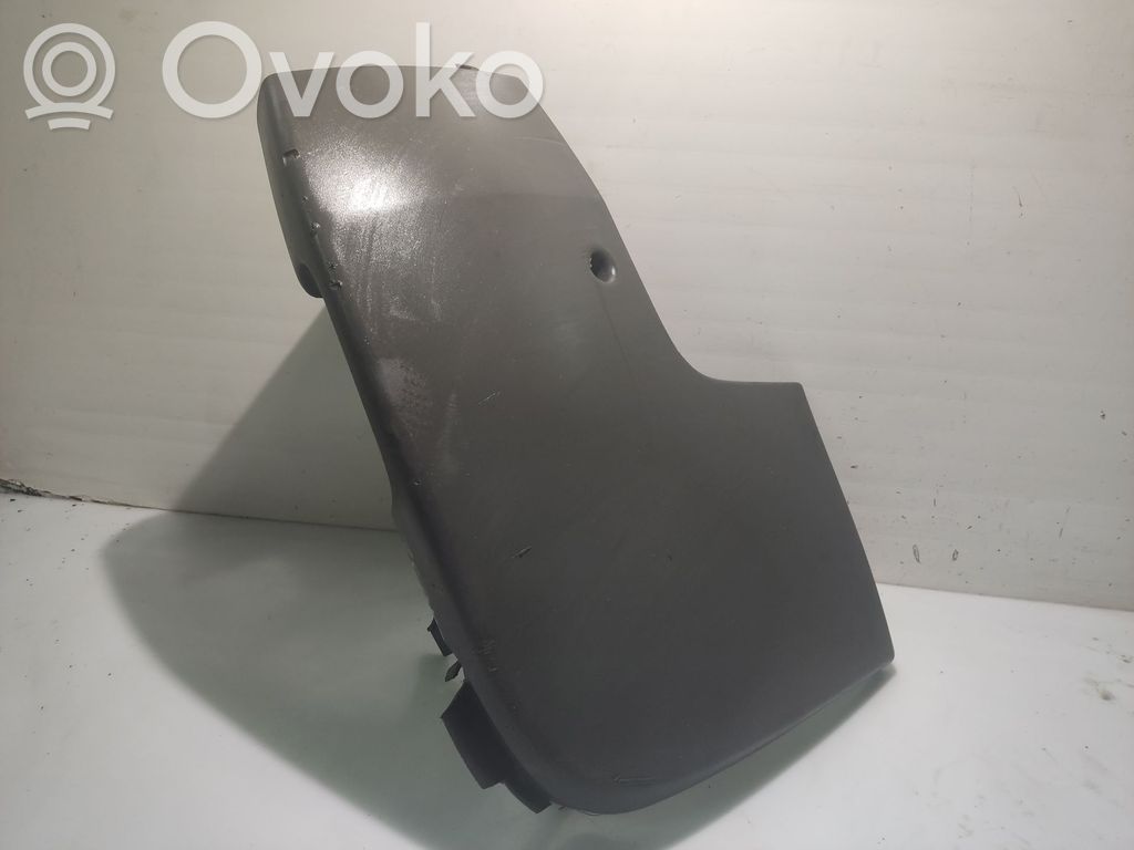 Renault Trafic I Aizmugurē bampera stūra daļa 