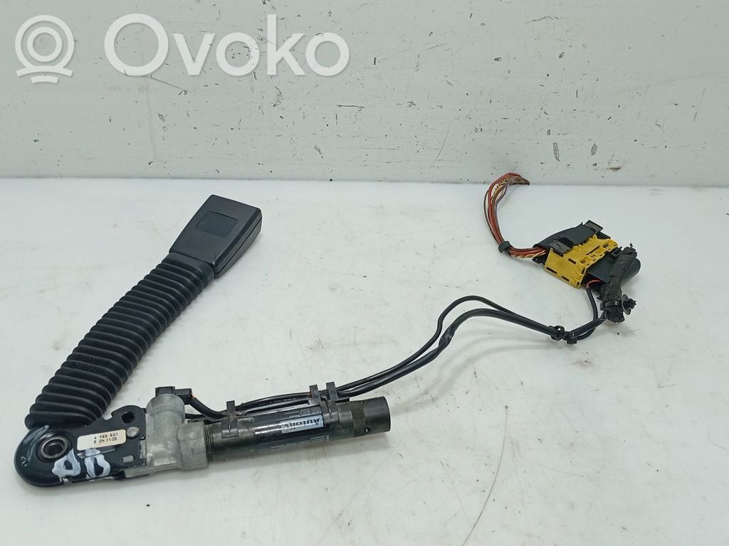 BMW 5 E60 E61 Front seatbelt buckle 