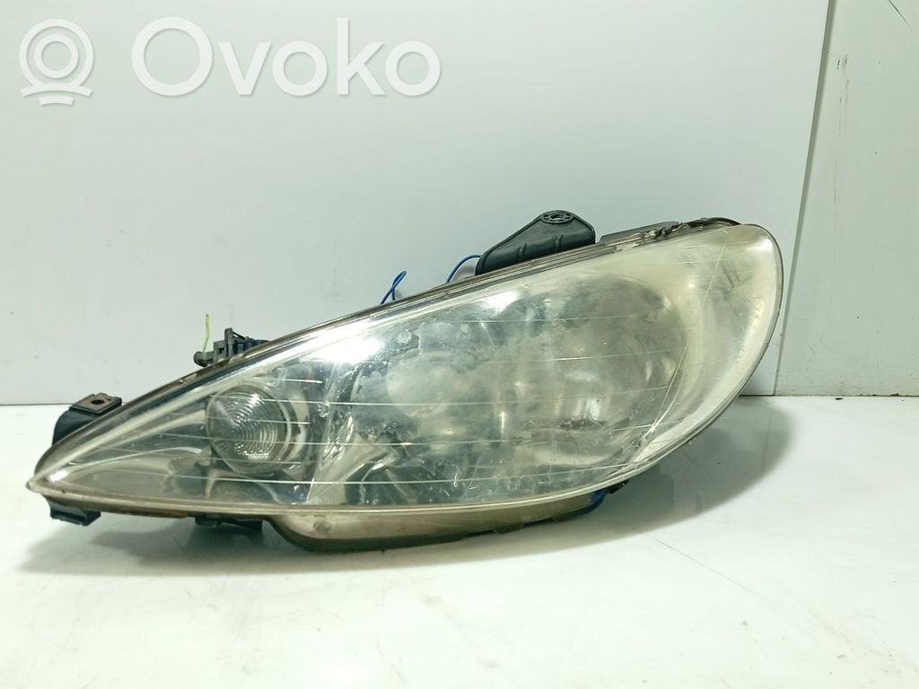 Peugeot 206 Lampa przednia 
