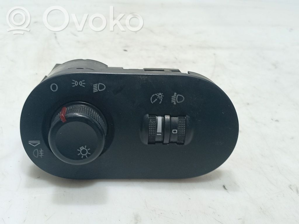 Seat Ibiza III (6L) Panel lighting control switch 