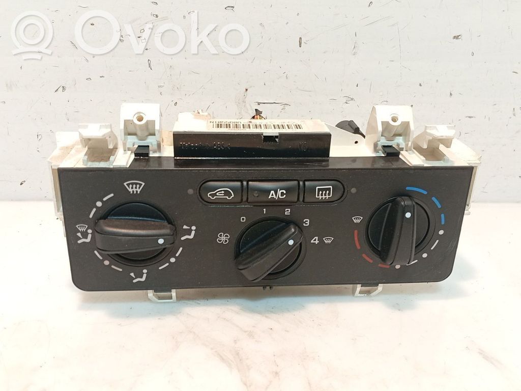 Citroen C3 Climate control unit 