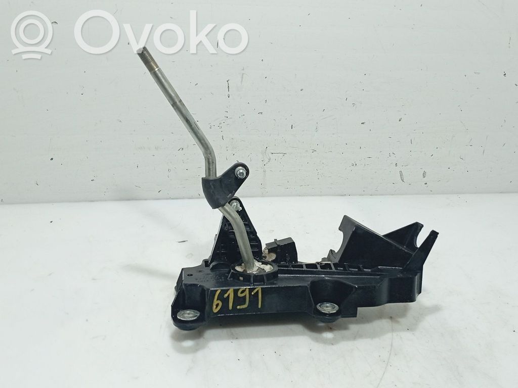 Ford Focus Pavarų perjungimo traukė 