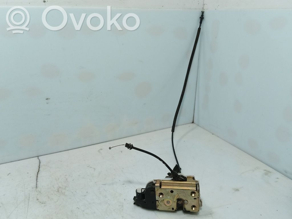 Citroen C2 Priekšpusē slēdzene 