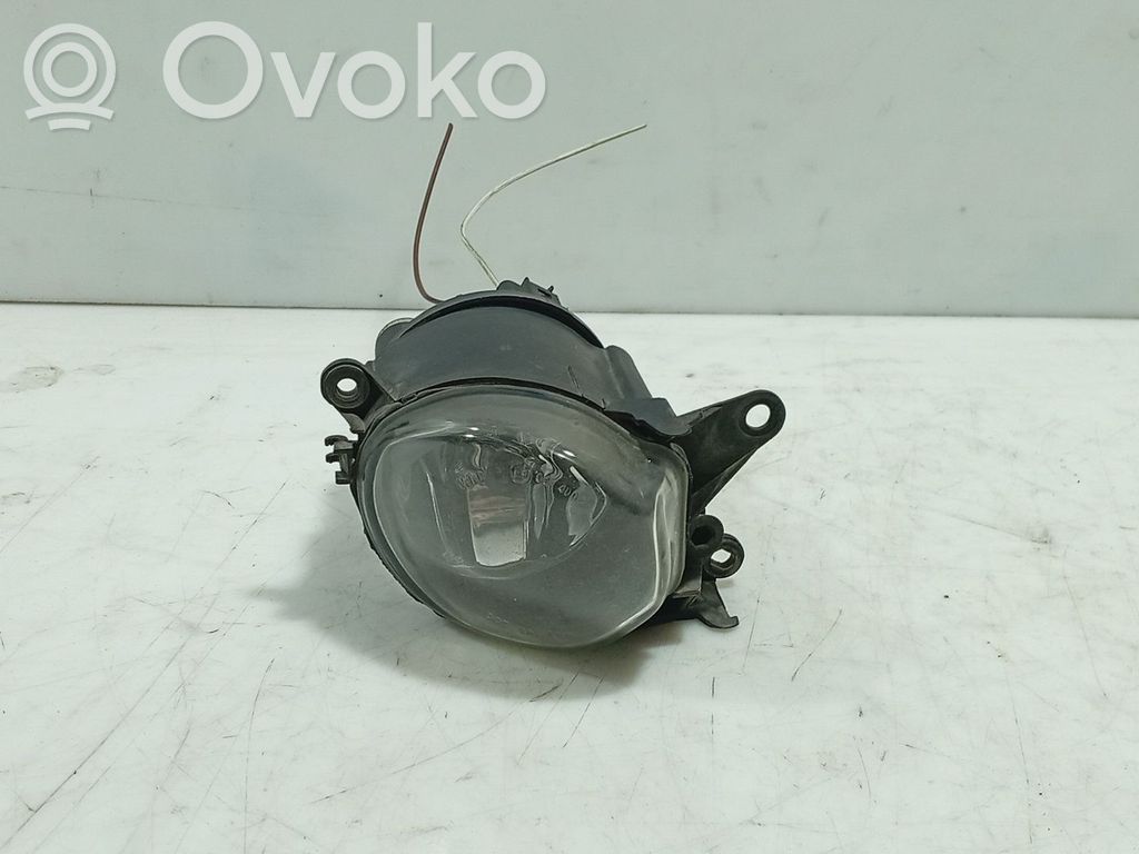Front fog light   8D0941700B