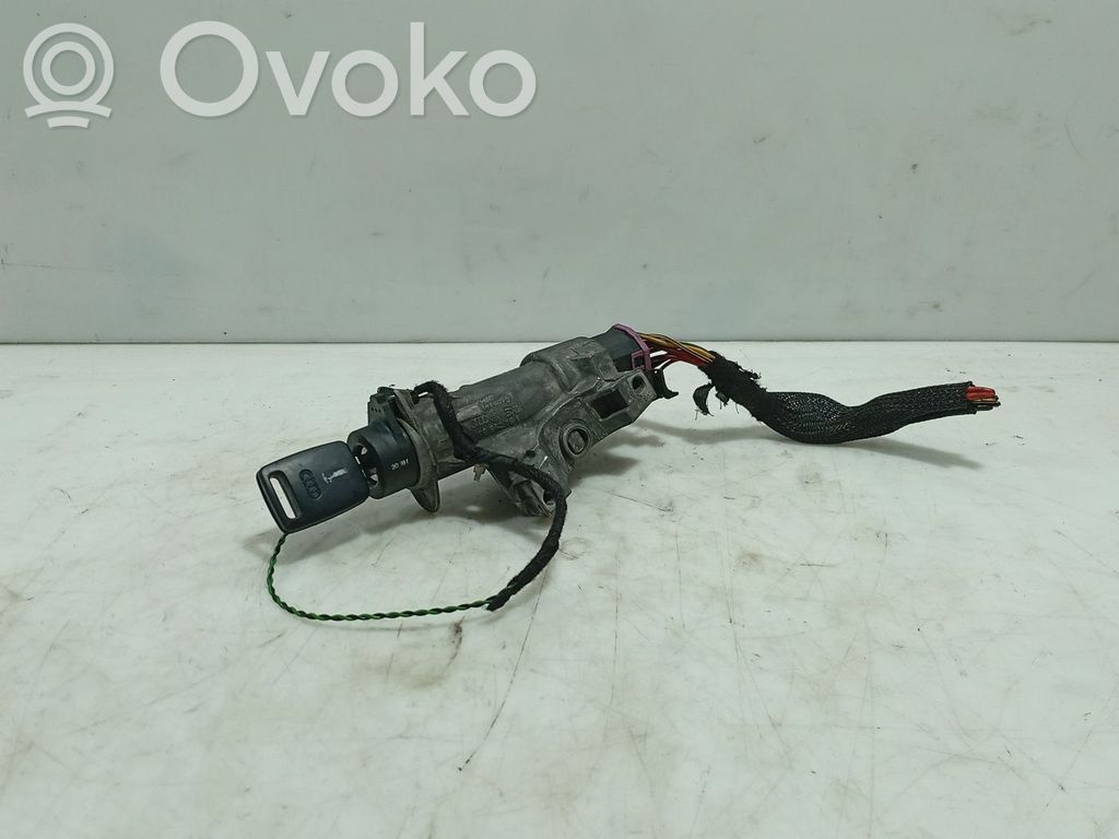 Audi A4 S4 B5 8D Virtalukko 