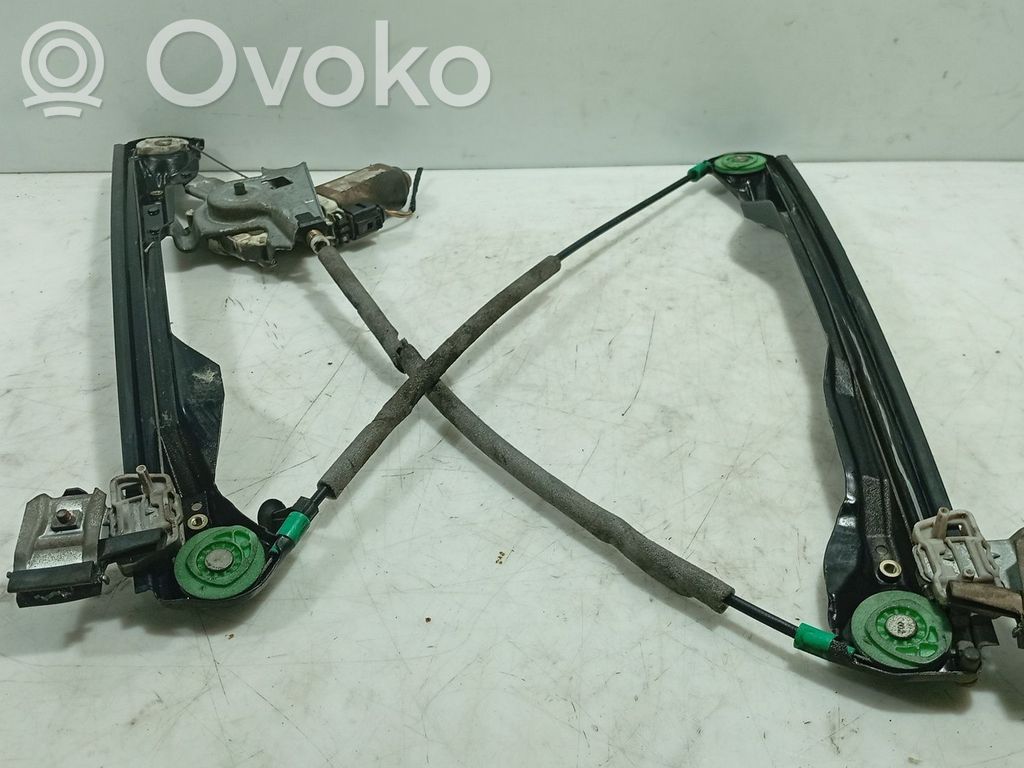Ford Focus Podnośnik szyby drzwi z silniczkiem 