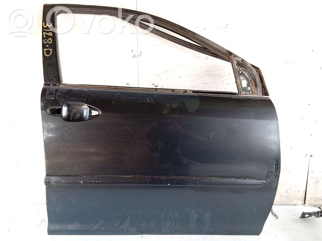 Puerta delantera   6700148060