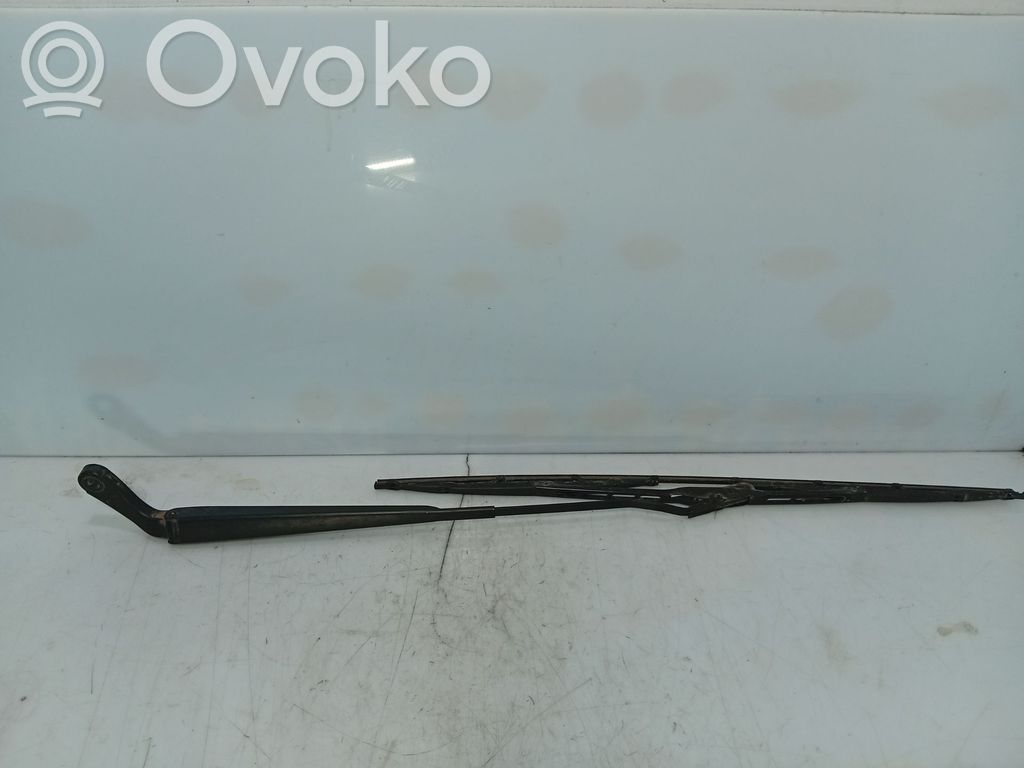 Chrysler Voyager Wischerarm vorne 