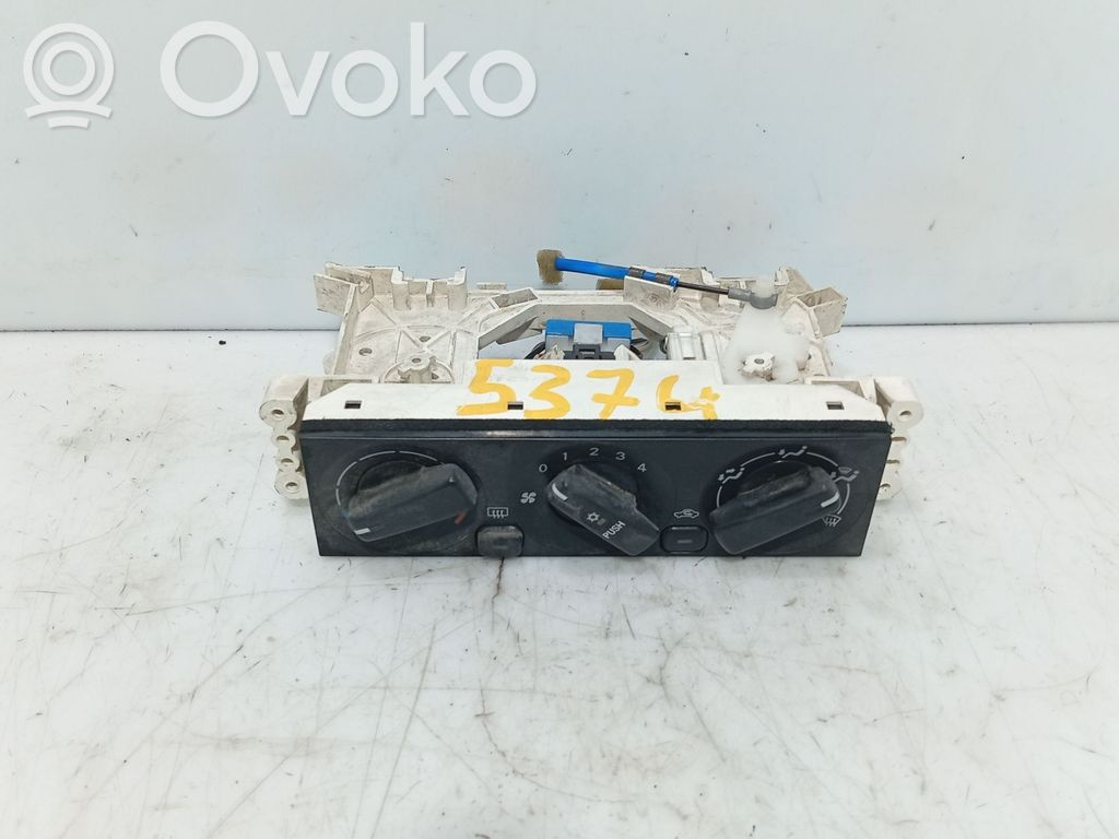 Mitsubishi Space Star Air conditioner control unit module 