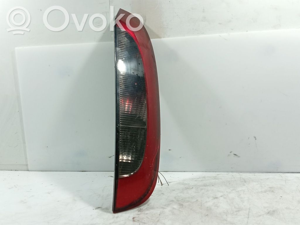Opel Corsa C Galinis žibintas kėbule 