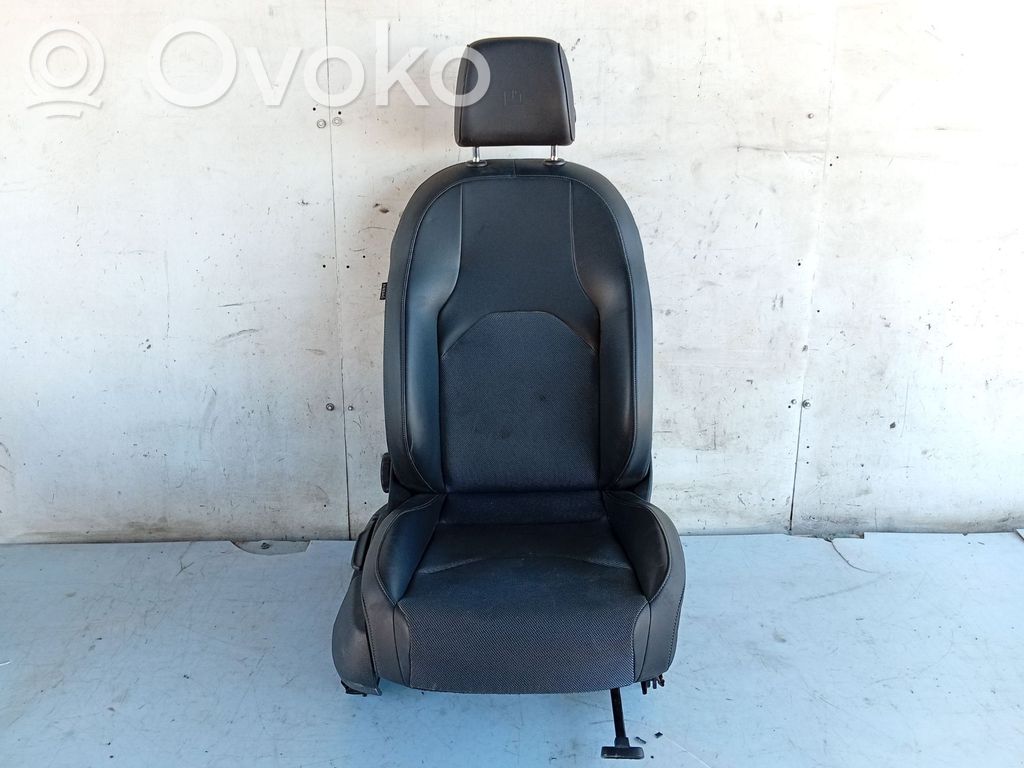 Seat Leon (5F) Etumatkustajan istuin 