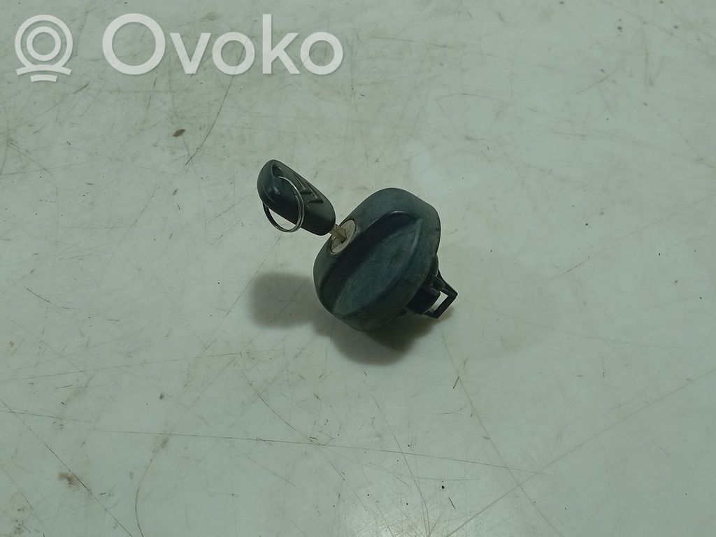 Citroen C3 Polttoainesäiliön korkin suoja 