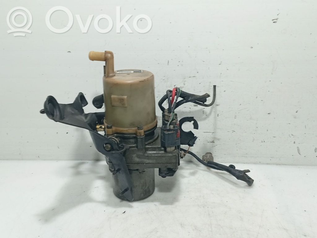 Mazda 3 I Ohjaustehostimen pumppu 