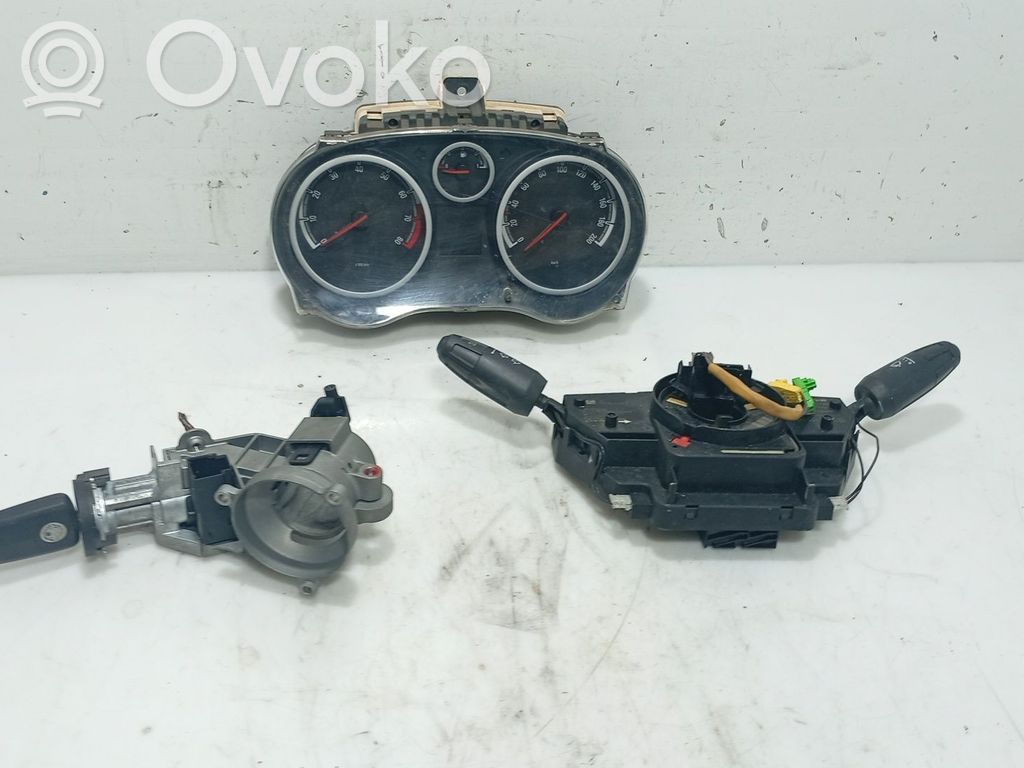 Opel Corsa D Virtalukko 