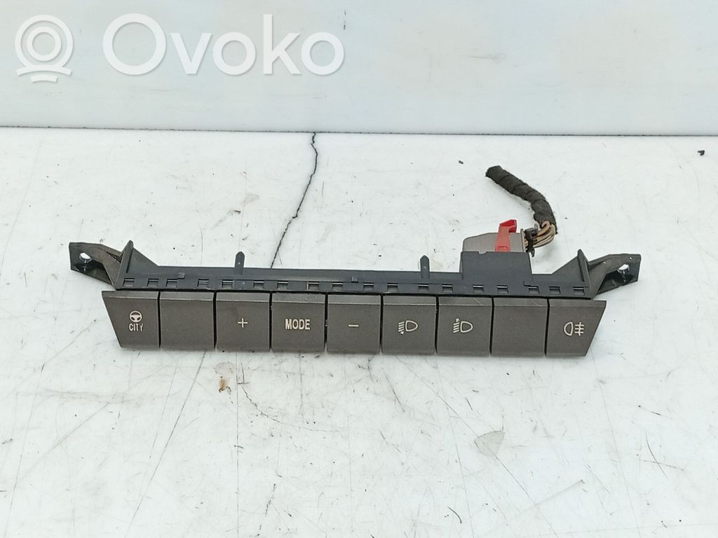 Sonstige Steuergeräte / Module   735361064
