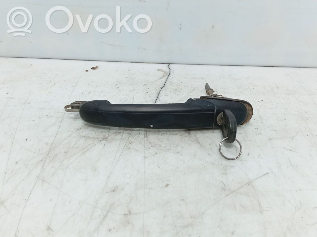Klamka zewnętrzna drzwi przednich   6K0837207CGRU,6K0837217C