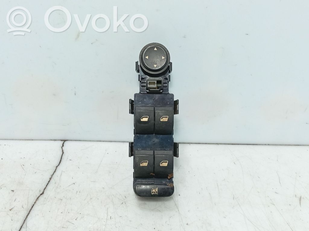 Citroen C4 Grand Picasso Przyciski szyb 
