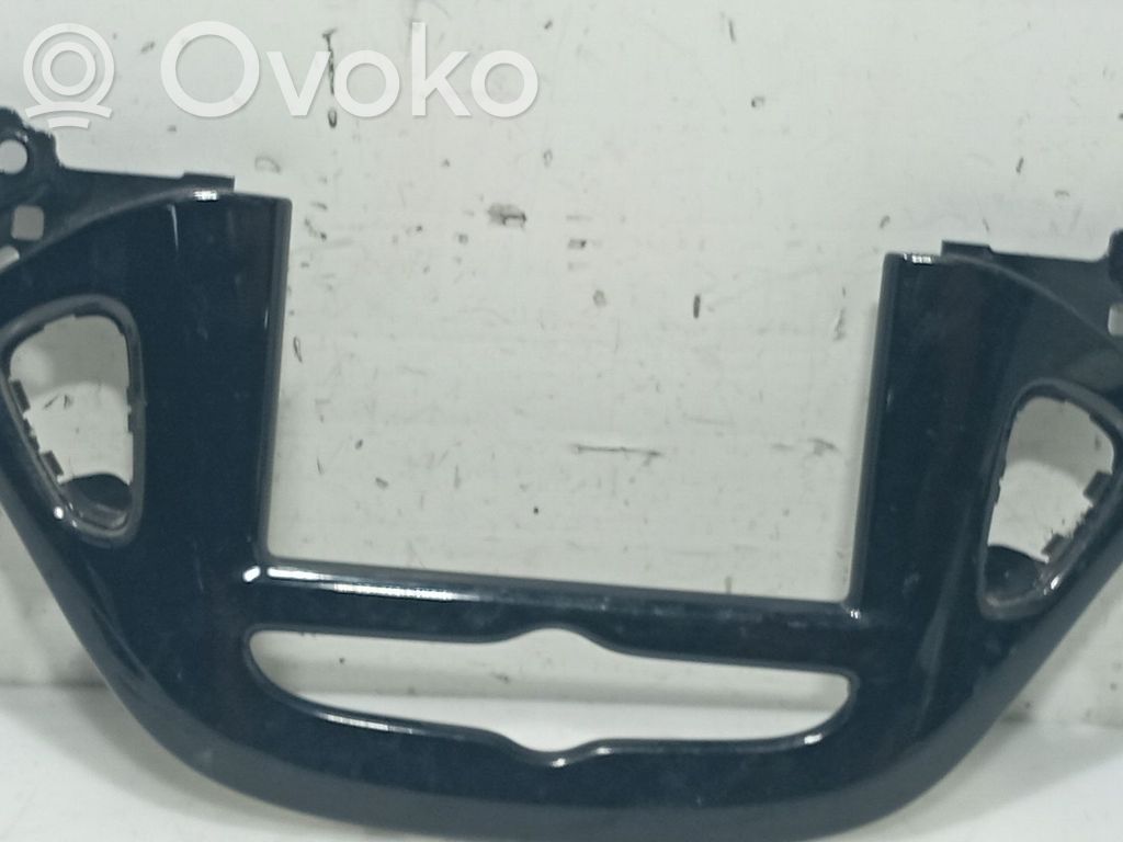 Opel Corsa E Alte piese de interior 