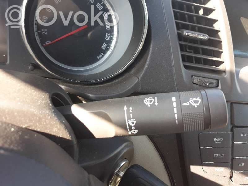 Opel Insignia A Pyyhkijän vipu 