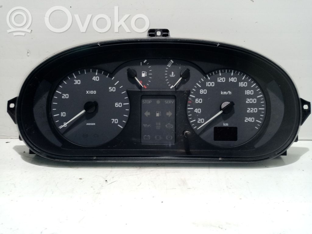 Renault Megane I Nopeusmittari (mittaristo)