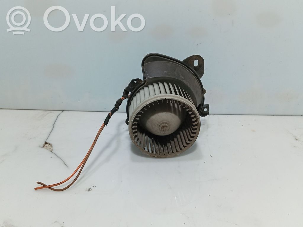 Ventilator aerotermă   13335075
