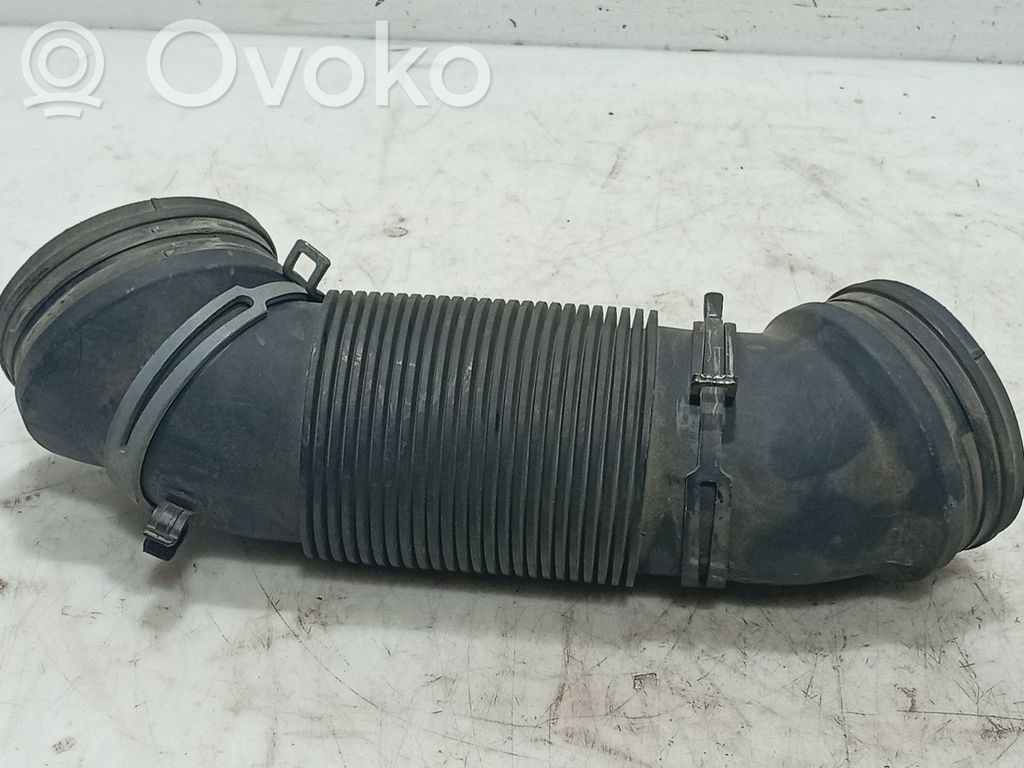 Lämmittimen säteilylämmittimen letku   1K0129684L