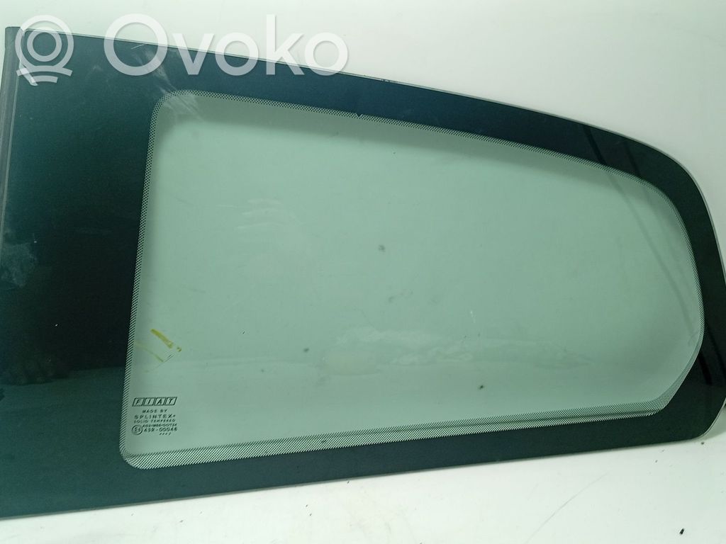 Fiat Grande Punto Geam lateral spate 
