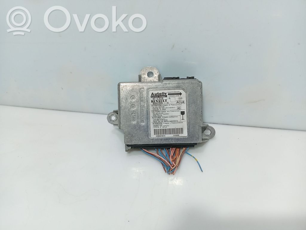 Renault Megane II Unitate/modul de comandă airbaguri 