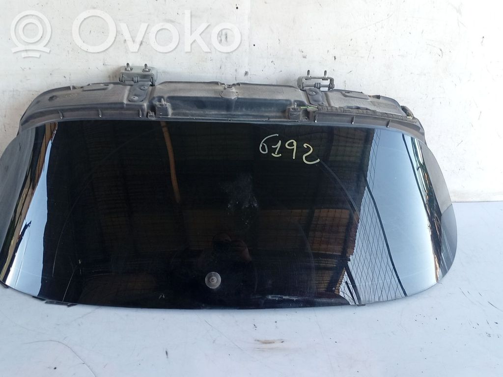 Peugeot 308 Szyba tylna 