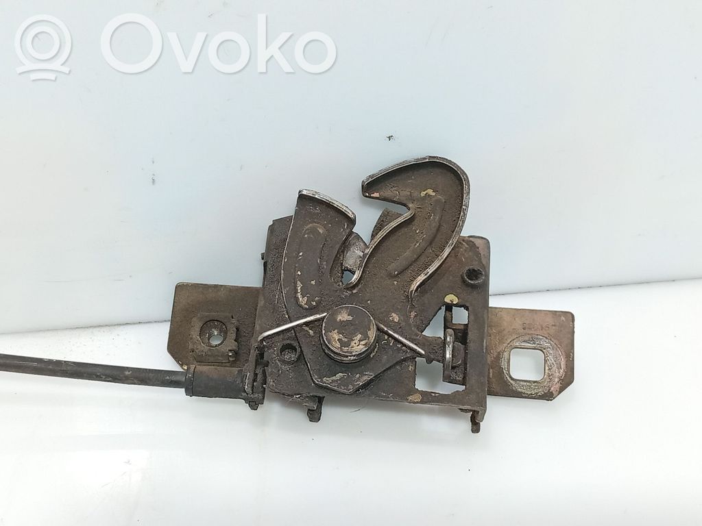 Turētājs   1049047,95VW16700CG,7M0823509