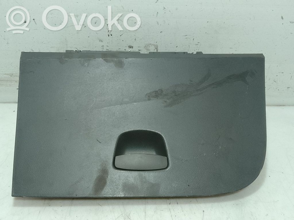 Hansikaslokero