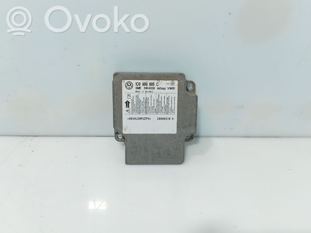 Volkswagen Passat Alltrack Sterownik / Moduł Airbag