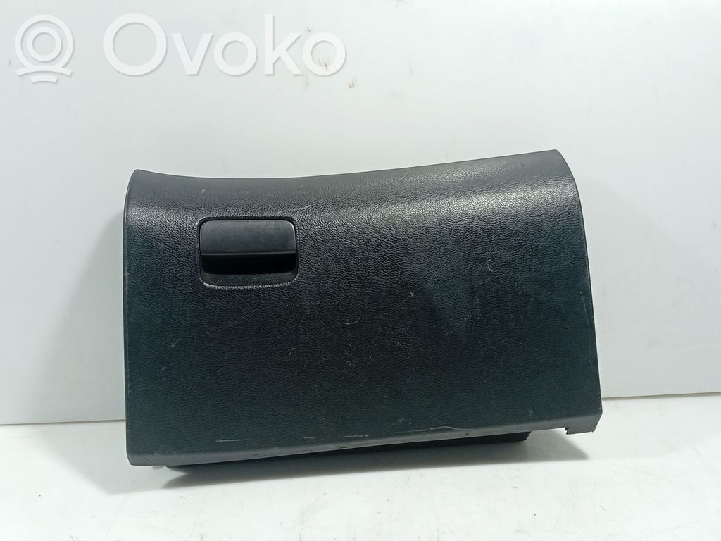 Subaru Legacy Handschuhfach 