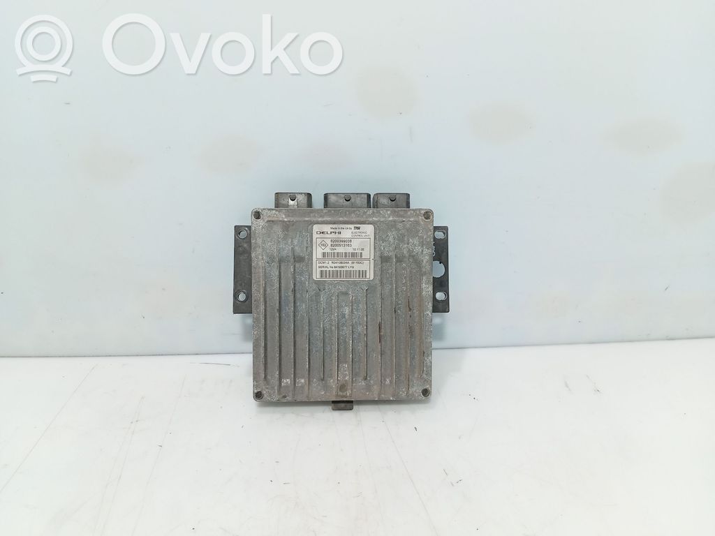 Renault Clio III Sterownik / Moduł ECU