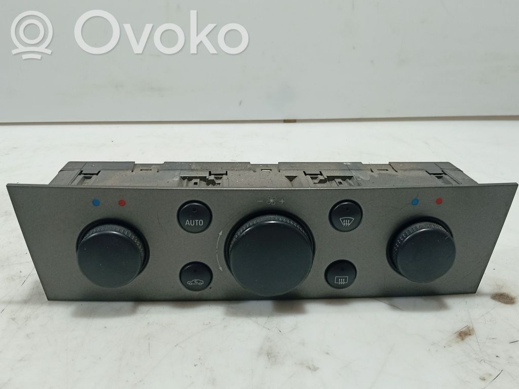 Unidad de control climatización   6822083,13138196