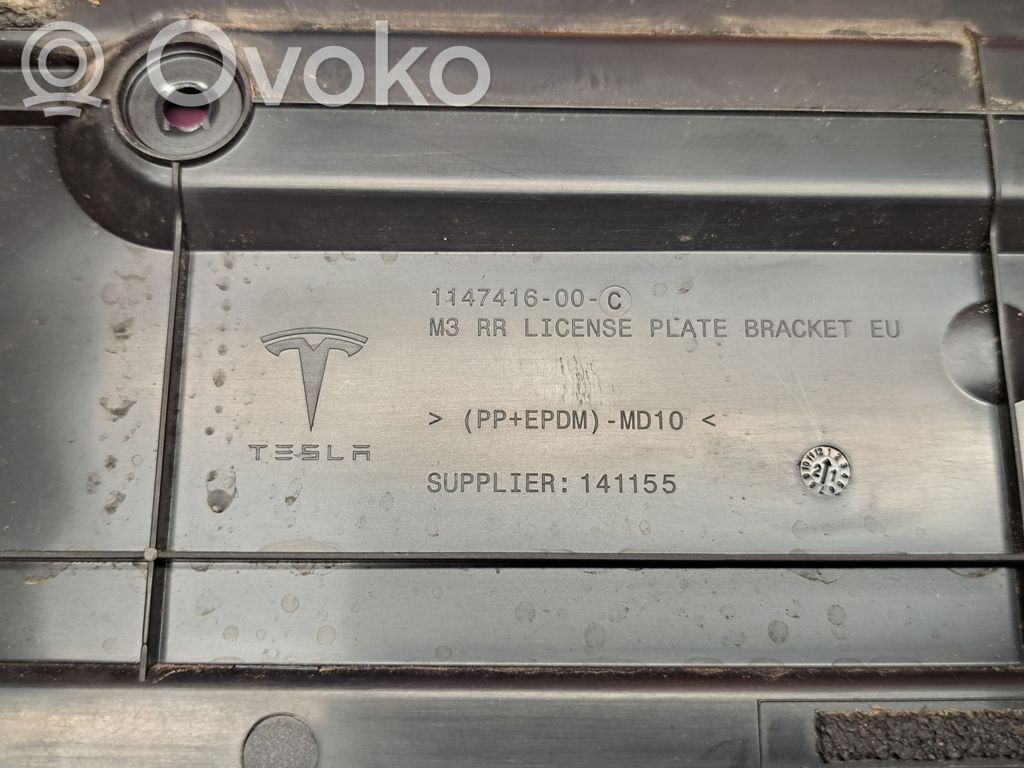 Tesla Model 3 Numerio laikiklis 