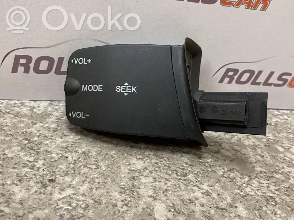 Multifunctional control switch/knob   758710