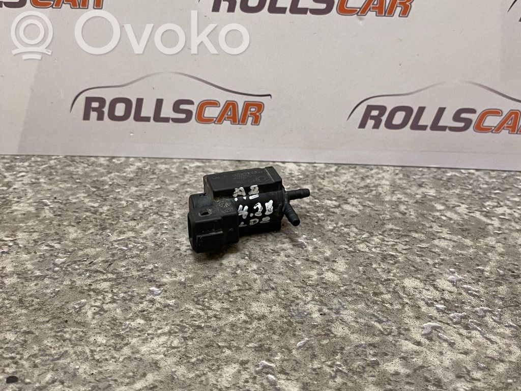 Audi A8 S8 D3 4E Electroválvula del turbo 